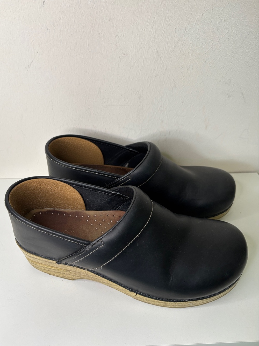 Dansko Black Leather professional Slip-On Clogs 41